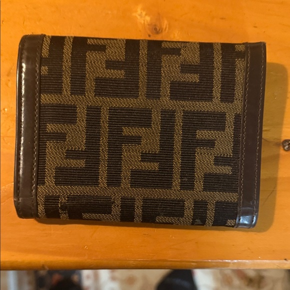 Fendi Black and Brown Logo Wallet - Picture 2 of 8